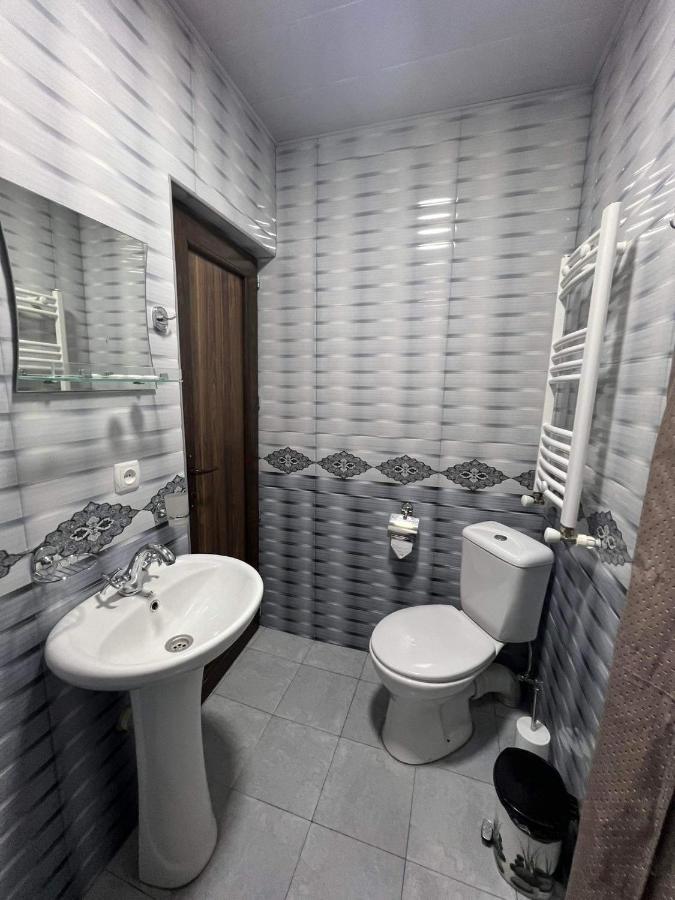 Hotel Crystal Kazbegi Esterno foto
